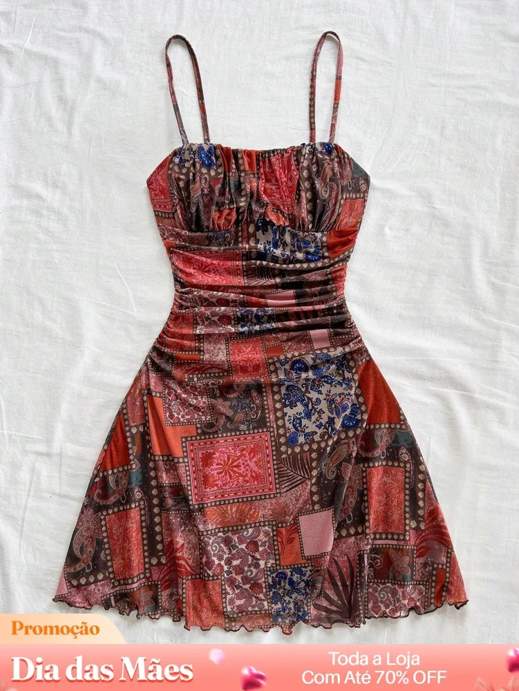 Vestido Curto Floral com Bojo e Alça Fina Vestido Curto Floral com Bojo e Alça Fina